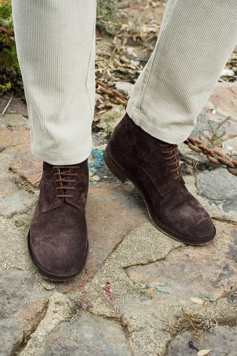 KRIS 96014<br>Brown suede lace-up boots