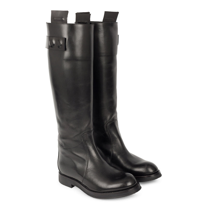 GILL 86005 <br> Black boots