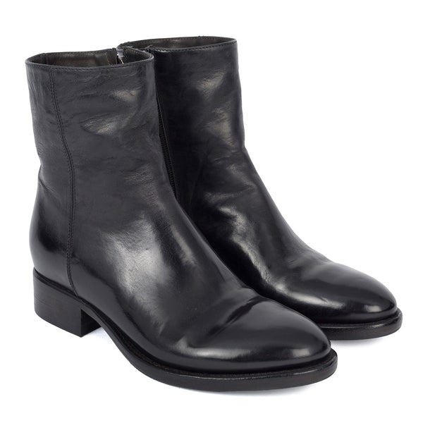 ISABEL 90002<br>Black Ankle Boots