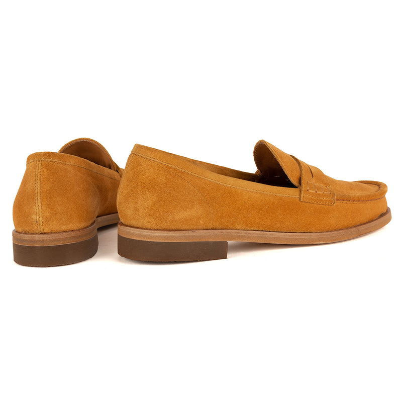 JANET 98001<br>Mostarda suede loafers