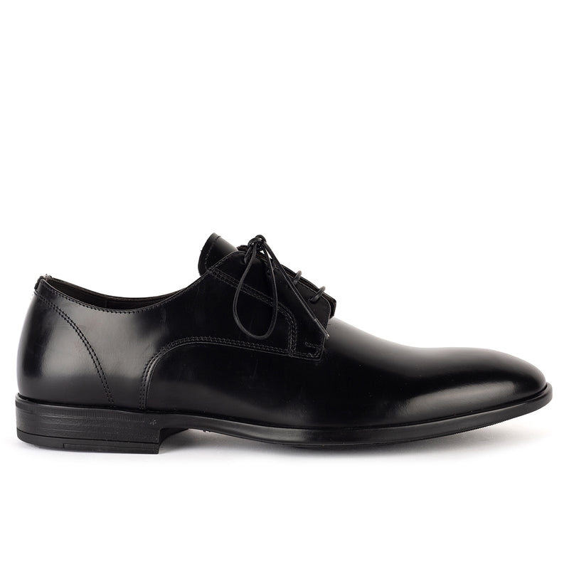 ESSENTIAL KRIS 96008<br> Black derby shoes