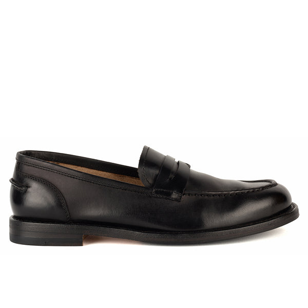 ZOE 56040<br>Black loafers