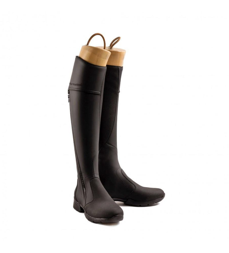 103 CUSTO, Training boots made with elastic textile , vista 1